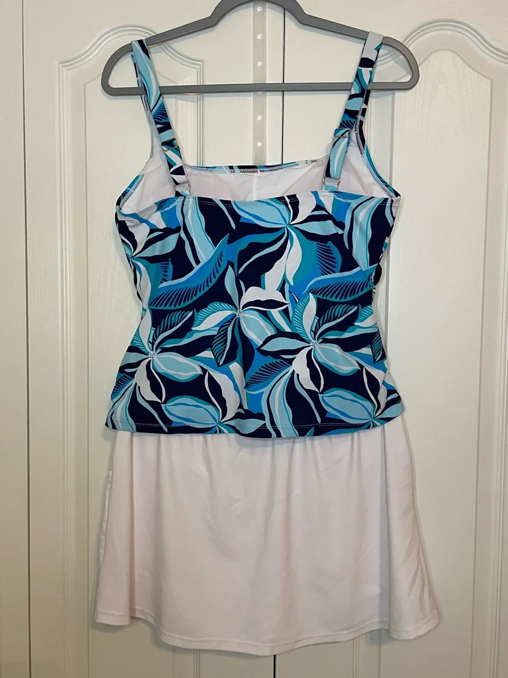 Ellen Tracy 2-piece swim tankini and skort